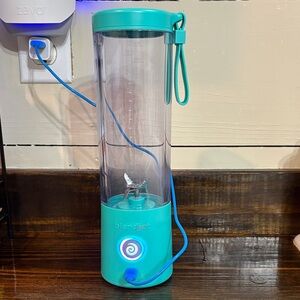 BlendJet Portable Blender in Teal